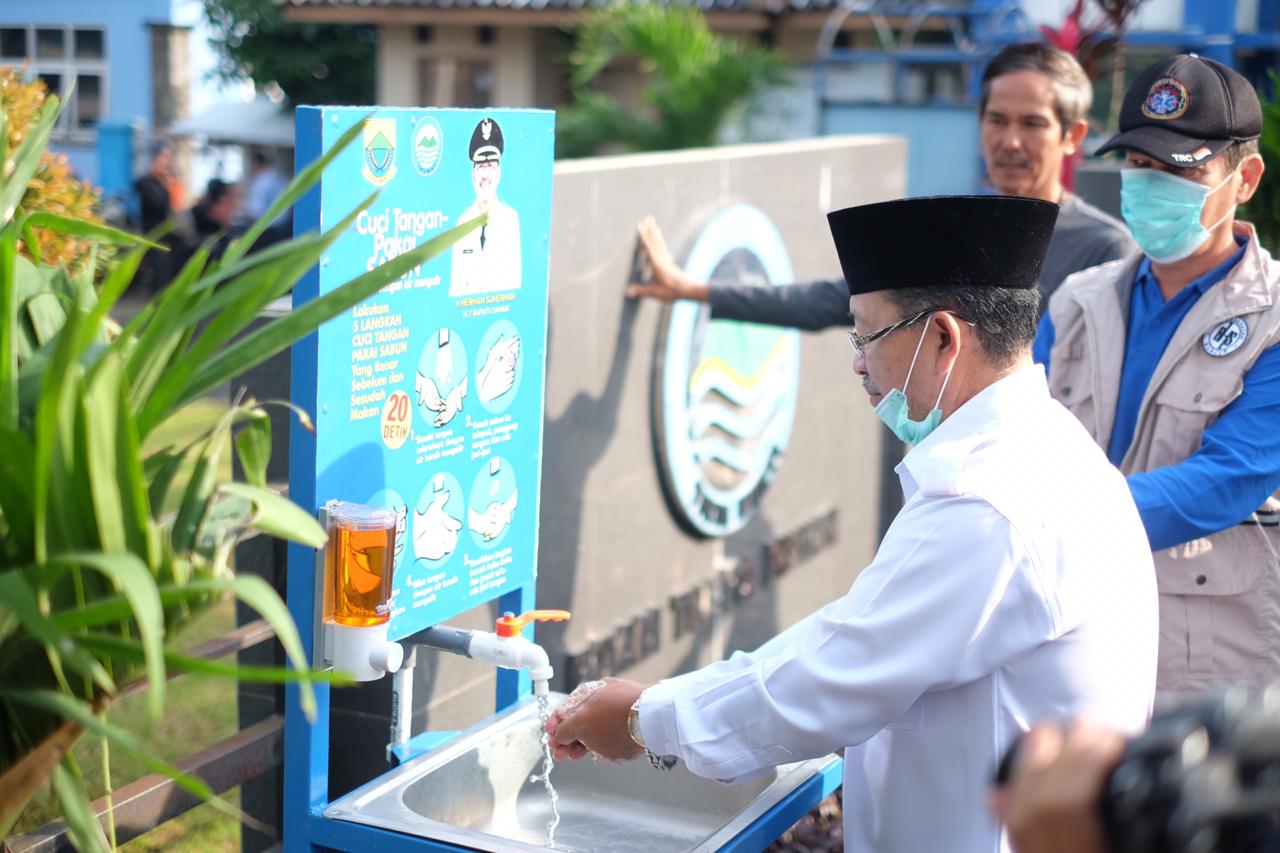  Bupati Gandeng Perumdam Pasang Wastafel Portable di Setiap Sudut Kota Cianjur