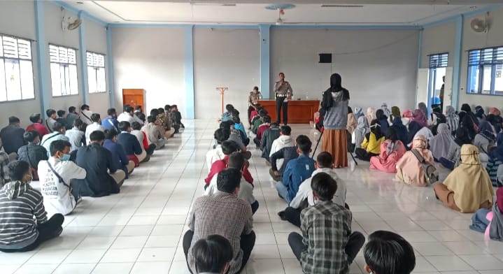 Tim Unit Dikyasa Satlantas Polres Cianjur Lakukan Kunjungan ke SMK Nurul Islam