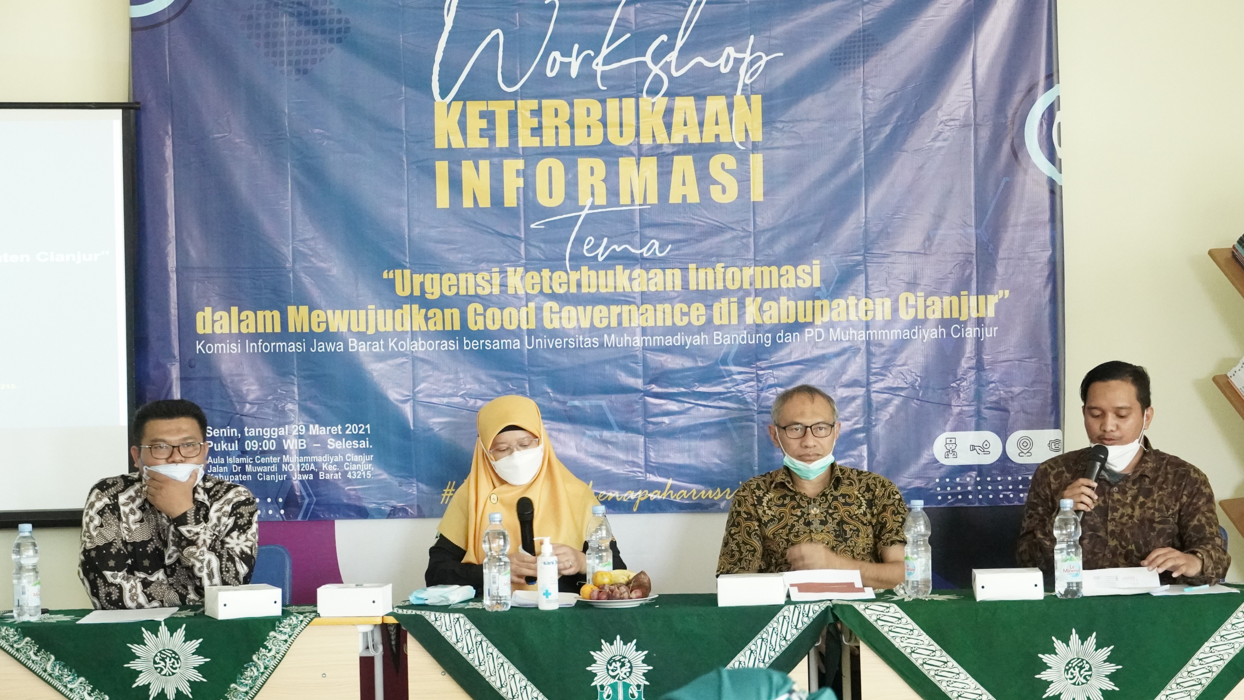  KKN di Cianjur, Mahasiswa UM Bandung Gelar Workshop Keterbukaan Informasi Bersama KIP Jabar