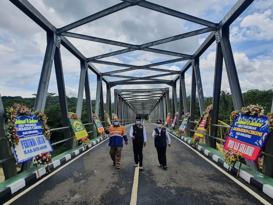  Bupati Dampingi Gubernur Jawa Barat Resmikan Jembatan Cibuni