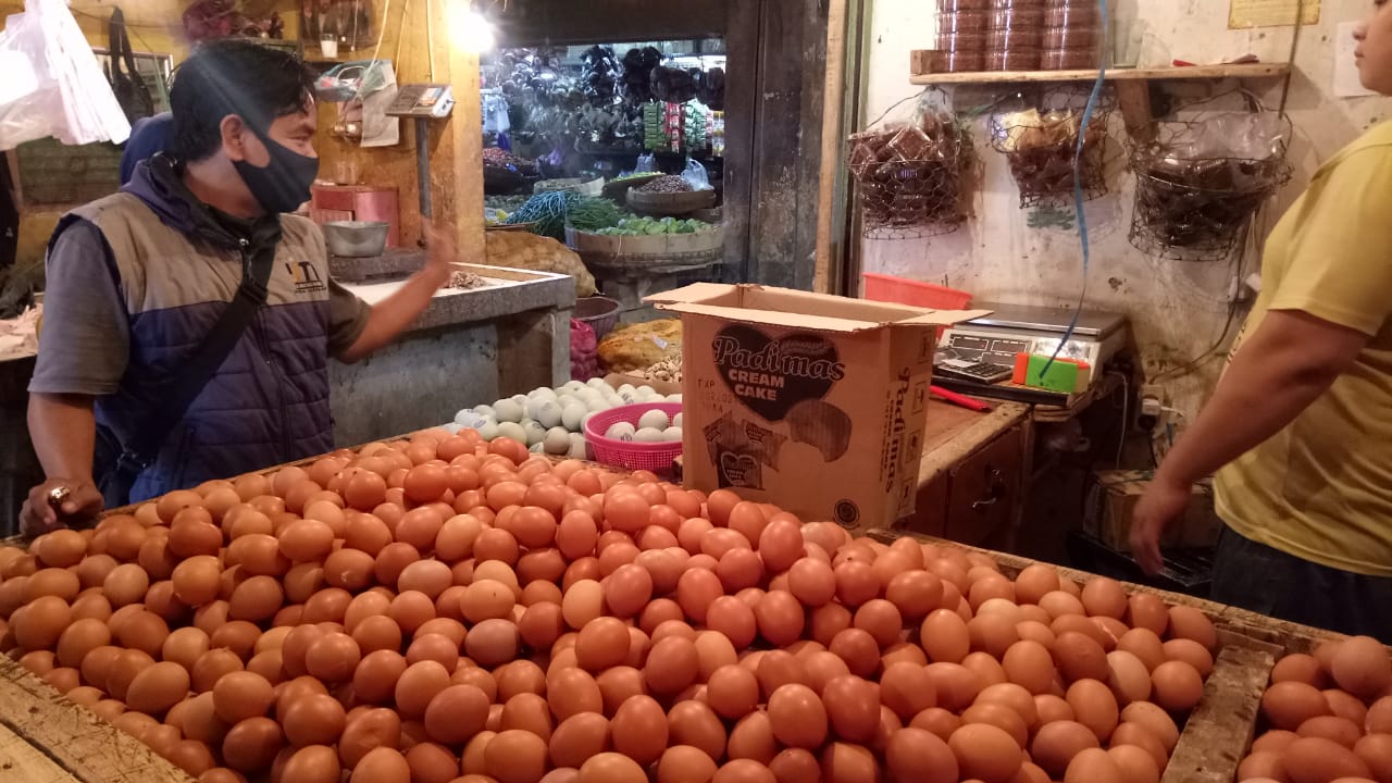  Harga Telor Ayam Ras di Pasar Tradisional Cianjur Tembus Rp 25 Ribu per Kg