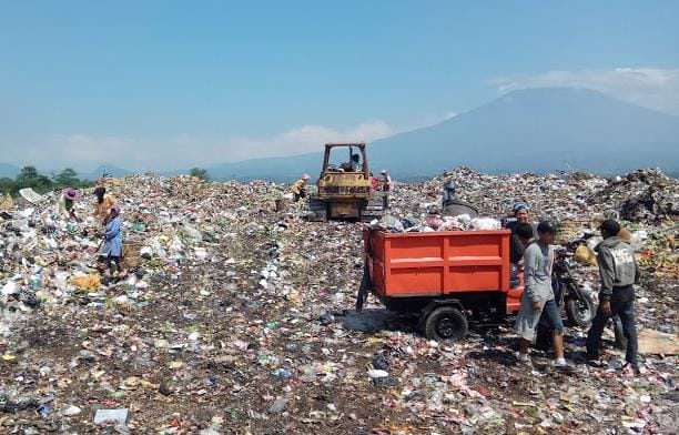  Pasca Lebaran, Volume Sampah di TPAS Pasirsembung Meningkat