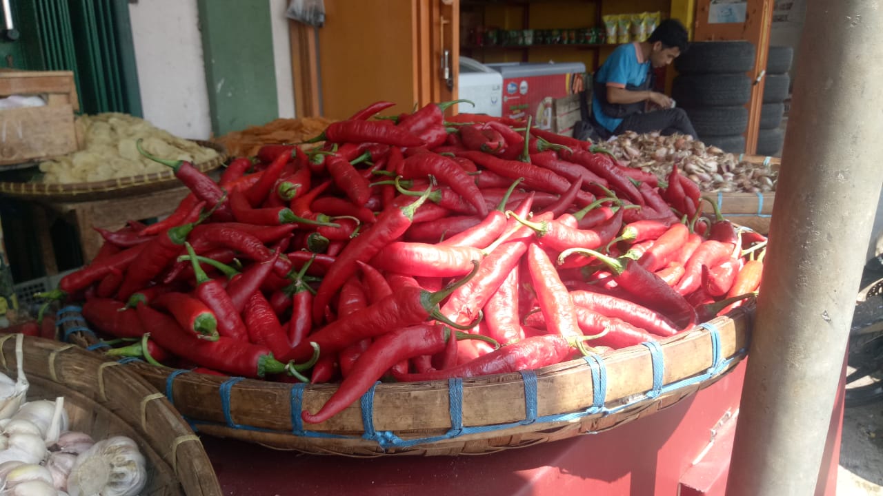  Sudah Satu Pekan, Harga Cabai Tanjung di Pasar Induk Cianjur Mengalami Penurunan