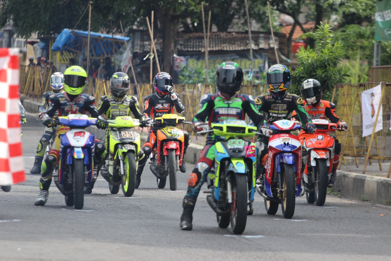  370 Peserta Antusias Ikuti Event Road Race Championship Bupati Cup Cianjur 2022