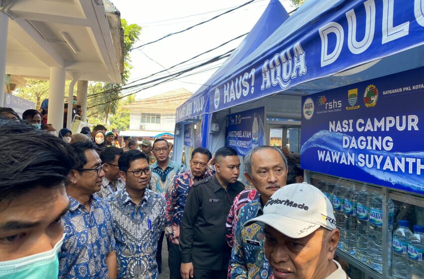 AQUA bersama Pemerintah Kota Bandung dan Rumah Sakit Hasan Sadikin, menandatangani Kerjasama program revitalisasi area kuliner RSUP Hasan Sadikin