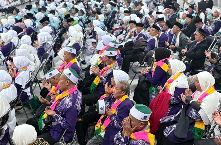  Bupati dan Wabup Cianjur Lepas 442 Calon Jemaah Haji Kloter 13